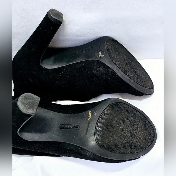 Size 7.5 Vince Camuto Black Suede Peep-Toe Ankle Boots - Picture 6 of 8